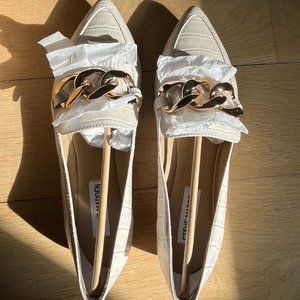 Steve Madden Pointed Flats Size 8.5 NEW